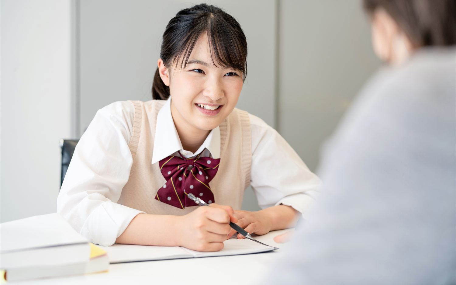 マナビエで講師と1対1で学ぶ高校生